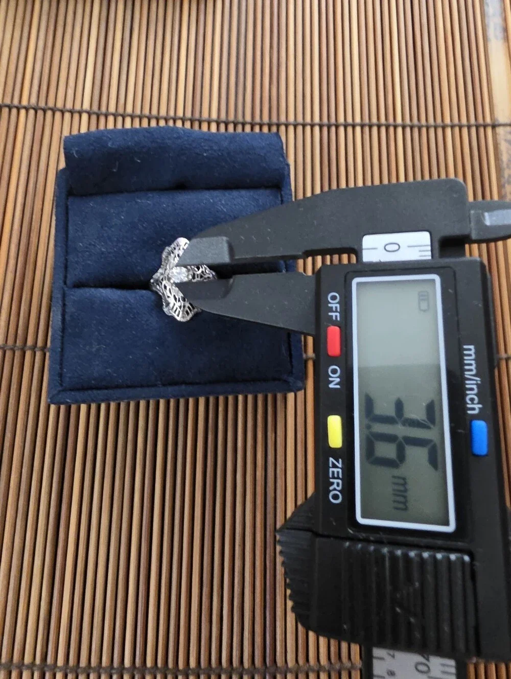 14k Diamond Filigree White Gold Ring (Vintage)